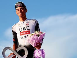 Isaac Del Toro conquista el segundo lugar del Giro de Italia; es el primer ciclista mexicano con la "Maglia Bianca"