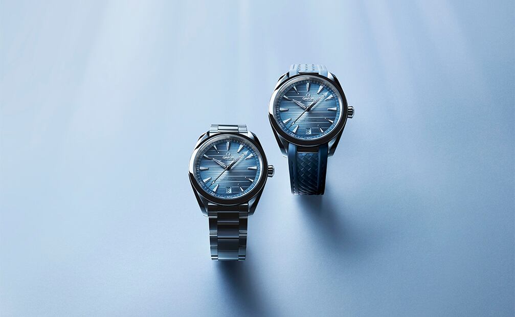 Aqua Terra con índices con forma de velero.
