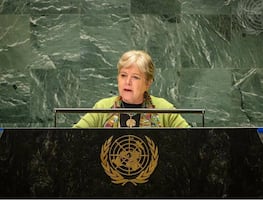 Bárcena se declara disponible para dirigir la ONU; más tarde, reitera su compromiso con Claudia Sheinbaum